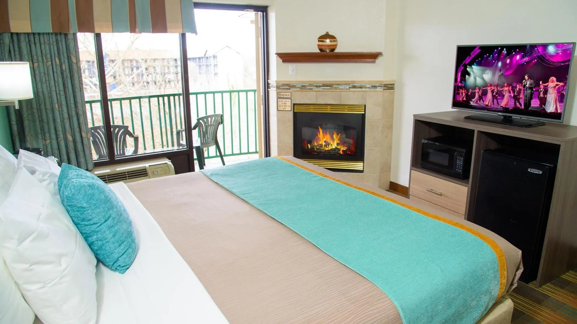 Pigeon River Hotel 3*
