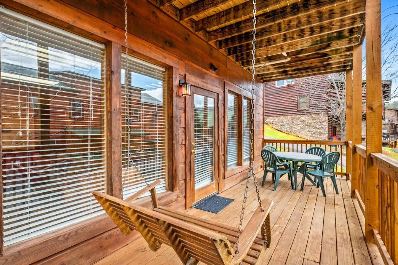Starry Mountain View- Hot Tub - Pool Table - Prime Location 펜션