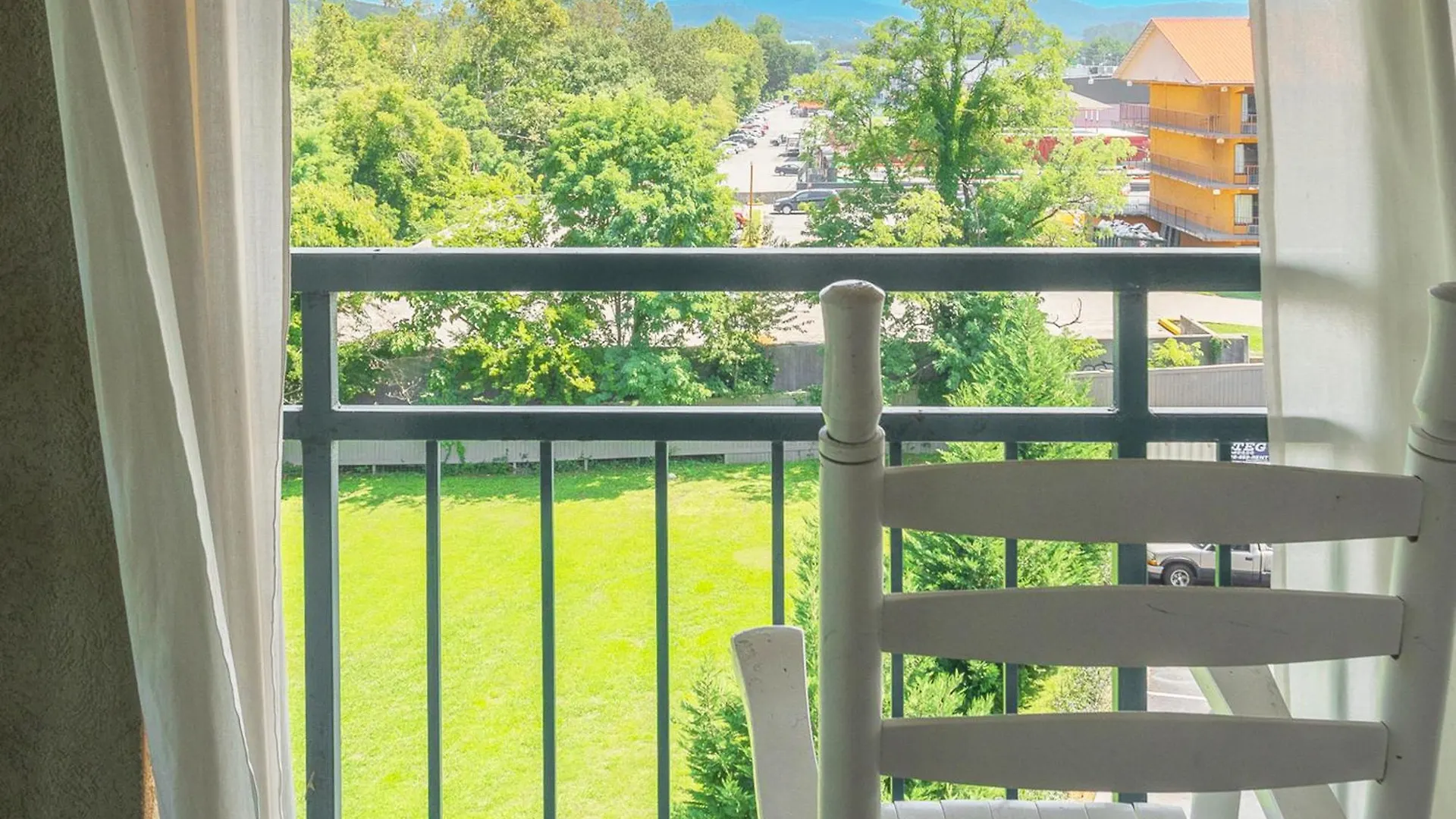 Hotel Arbors At Island Landing &