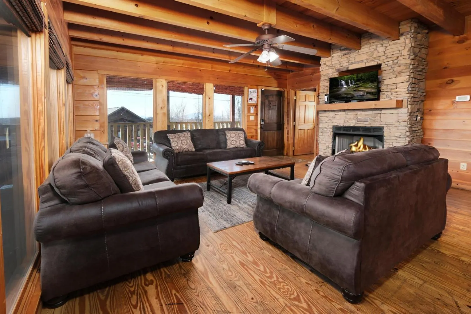 Casa vacanze 5br Sleeps 20 Putt Putt Gameroom Hot Tub Free Attraction Tickets *