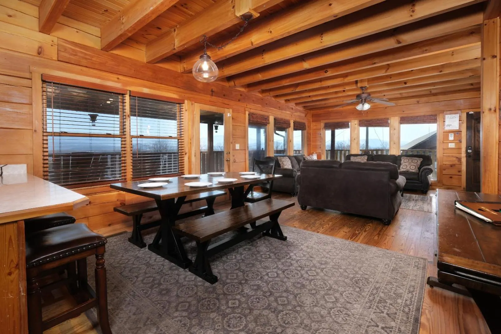 Casa vacanze 5br Sleeps 20 Putt Putt Gameroom Hot Tub Free Attraction Tickets *