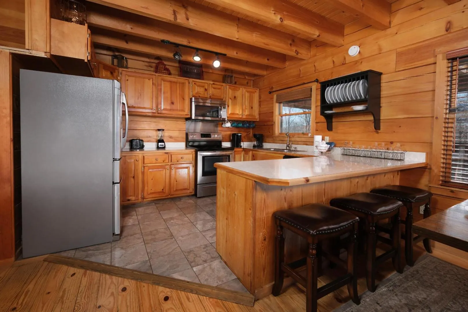 5br Sleeps 20 Putt Putt Gameroom Hot Tub Free Attraction Tickets Casa vacanze Pigeon Forge