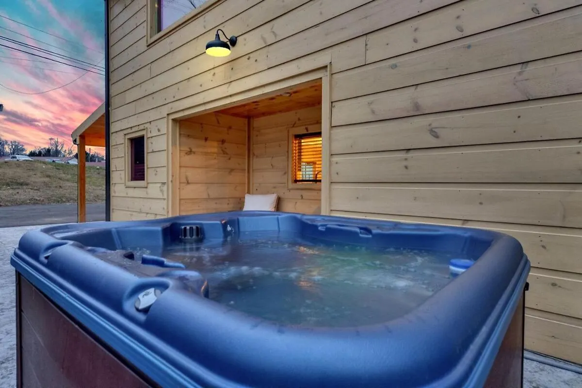 Honeybear Hideaways - Luxury Cozy With Theater, Game And Hot Tub 펜션 비둘기 포지