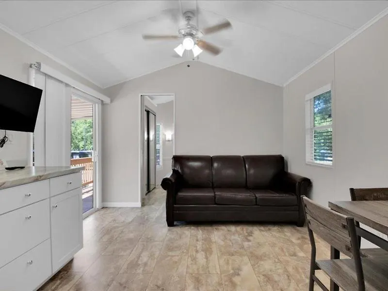 בקתה Luxury 2br Model With Mountain Views