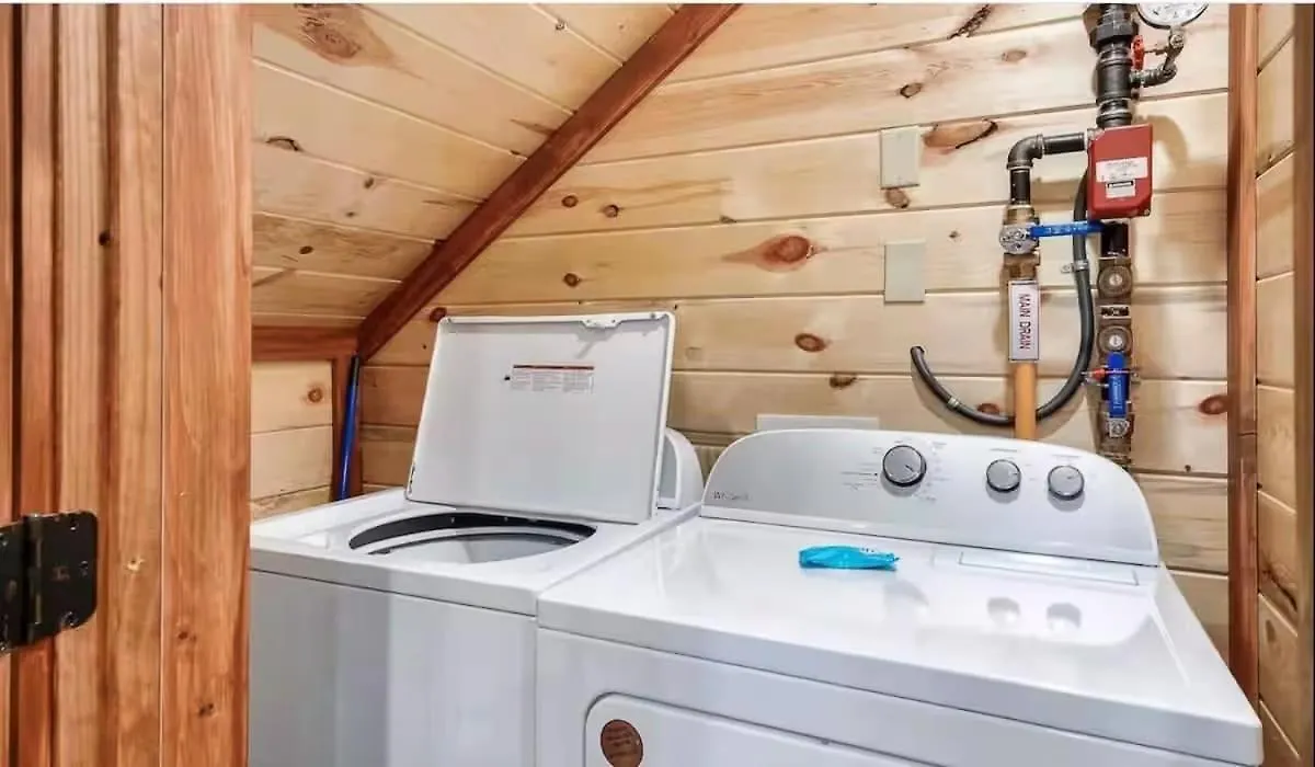 Sleeps 28 - Luxe Smokies Game Hot Tub Views Near Attractions