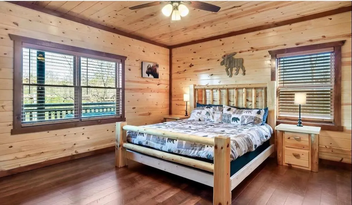 Sleeps 28 - Luxe Smokies Game Hot Tub Views Near Attractions 度假居 *