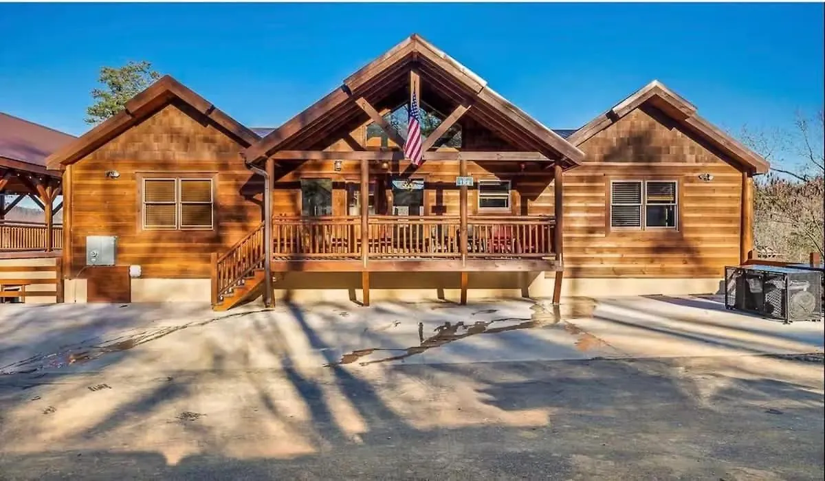 度假居 Sleeps 28 - Luxe Smokies Game Hot Tub Views Near Attractions *