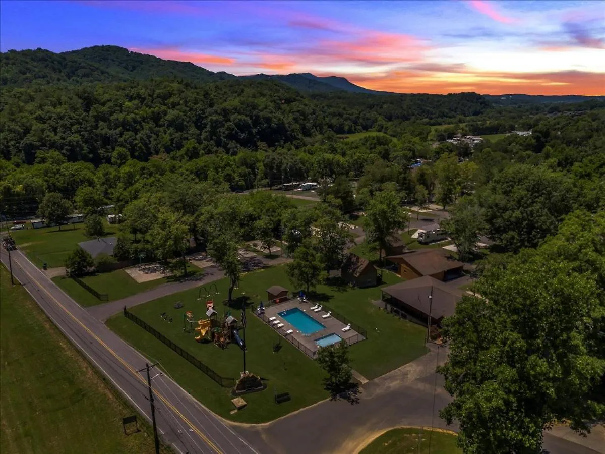 Chalet Rustic With Mountain Views And Parking Pigeon Forge