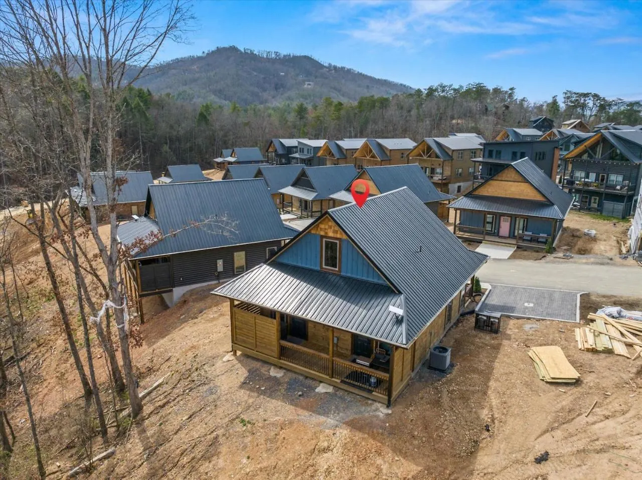 The Charlotte Hot Tub Fireplace Multicade Tatil Evi Pigeon Forge