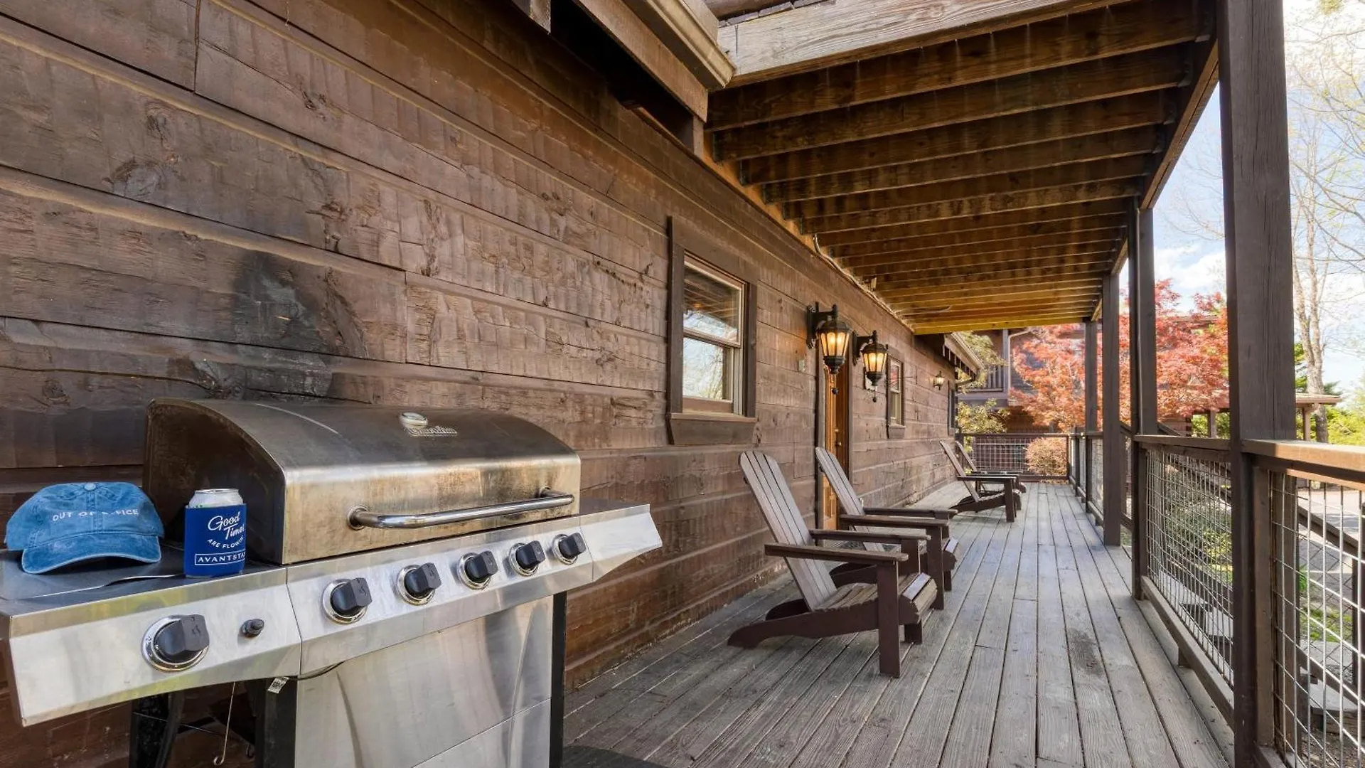 Retreat W Game Hot Tub Bbq Alpine Mountain By Avantstay Pigeon Forge