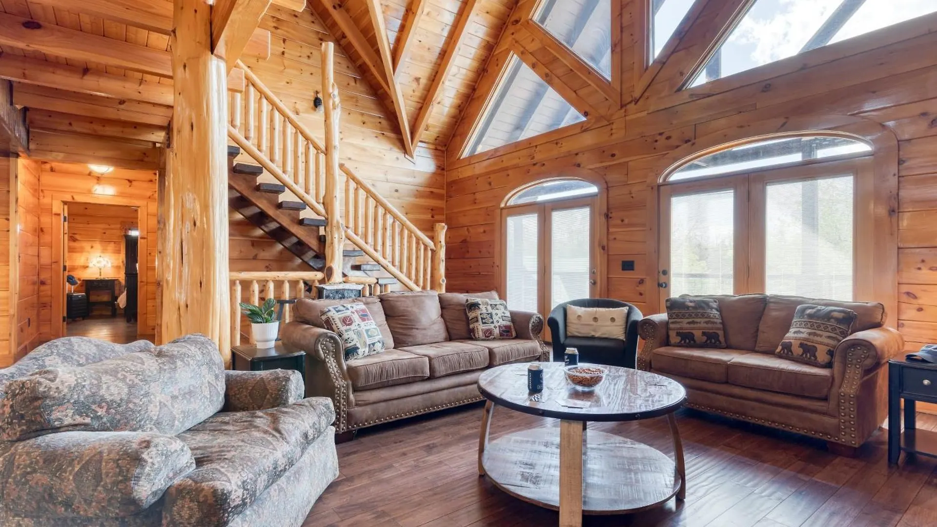Feriehus Retreat W Game Hot Tub Bbq Alpine Mountain By Avantstay Pigeon Forge