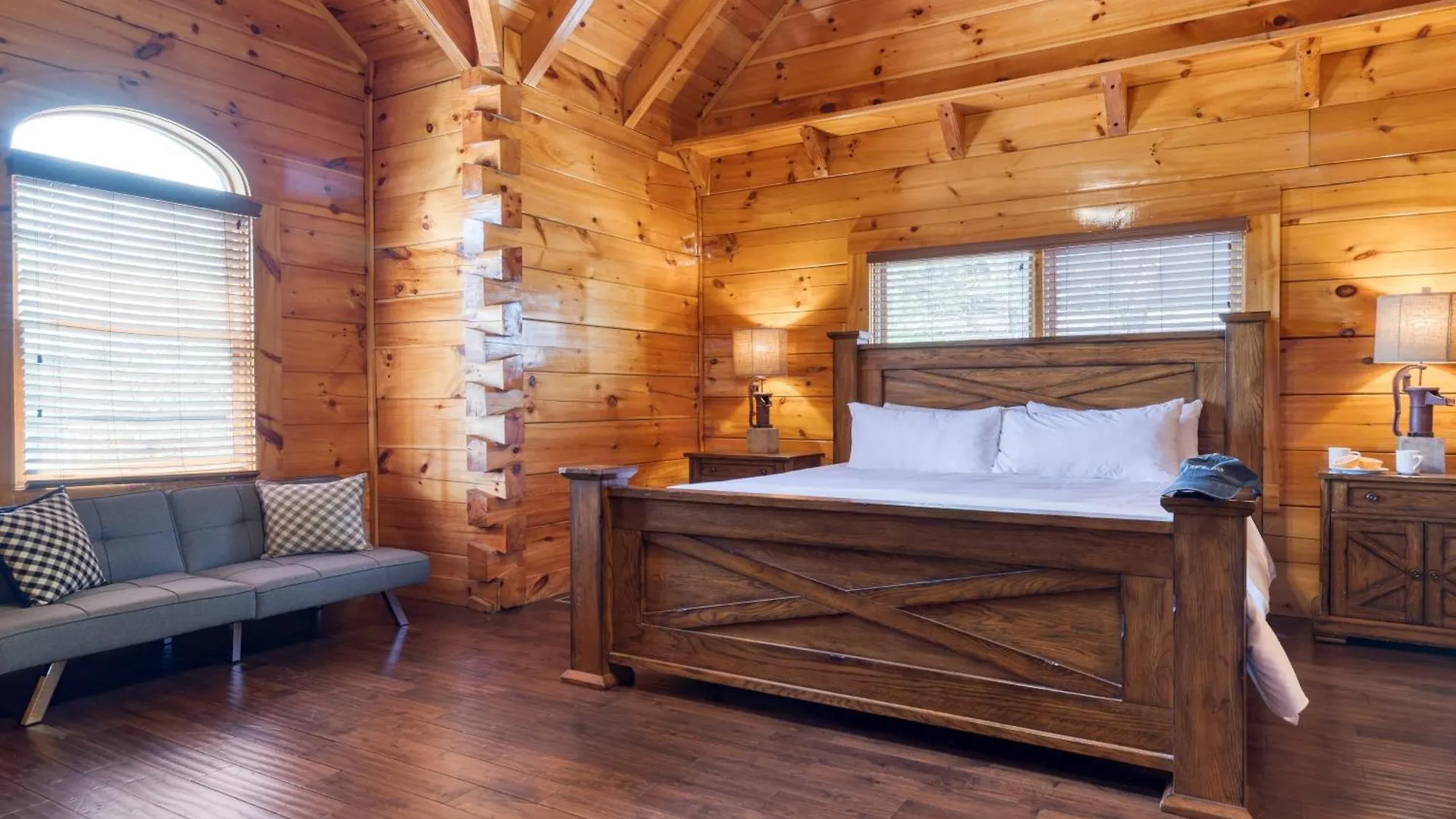 Retreat W Game Hot Tub Bbq Alpine Mountain By Avantstay * Pigeon Forge