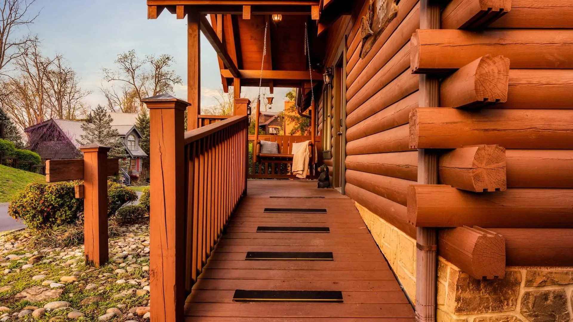 Vakantiehuis Quaint & Cozy - Great Location - Hot Tub - Bbq *