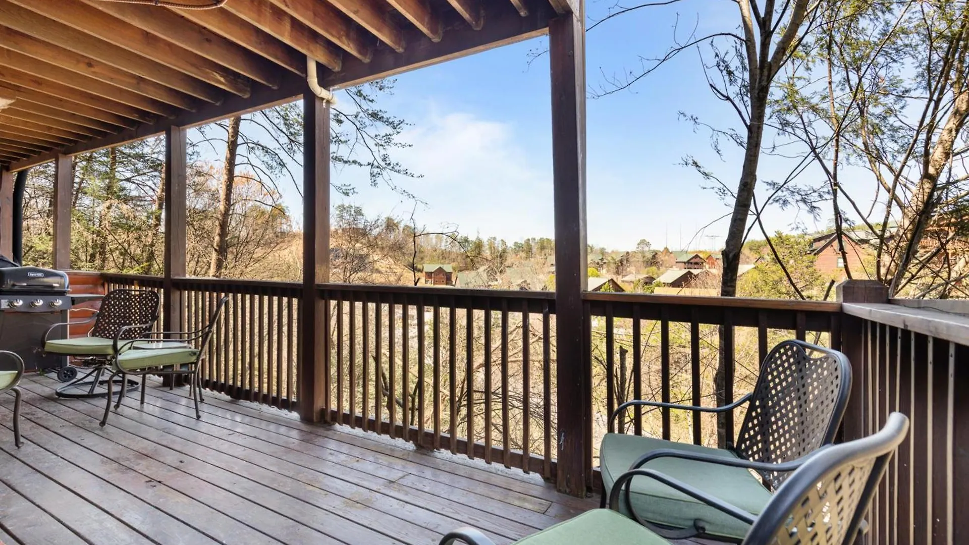 Appartement At Dollywood Lane *