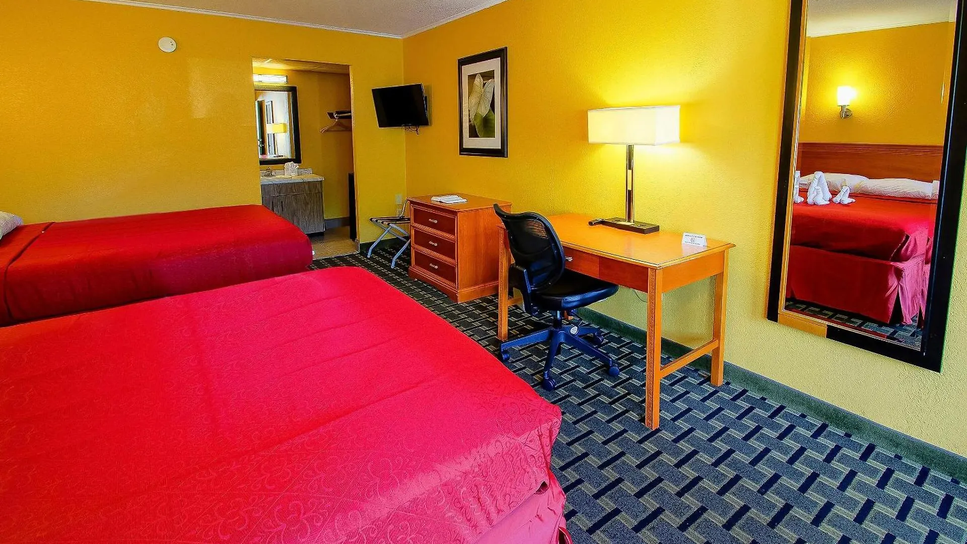 Tennessee Mountain Riverside By Oyo Pigeon Forge