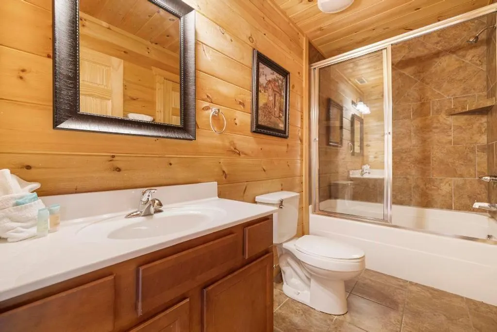 Bigfoot Bungalow, Free Tickets, No Catch! * Pigeon Forge