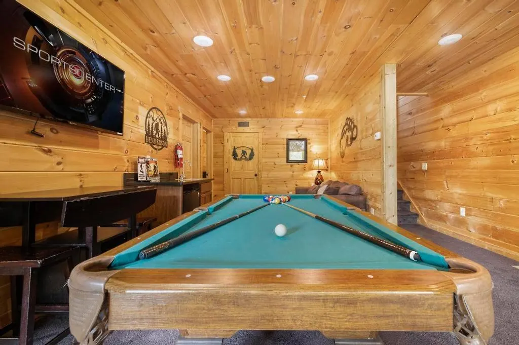 Bigfoot Bungalow, Free Tickets, No Catch! Pigeon Forge
