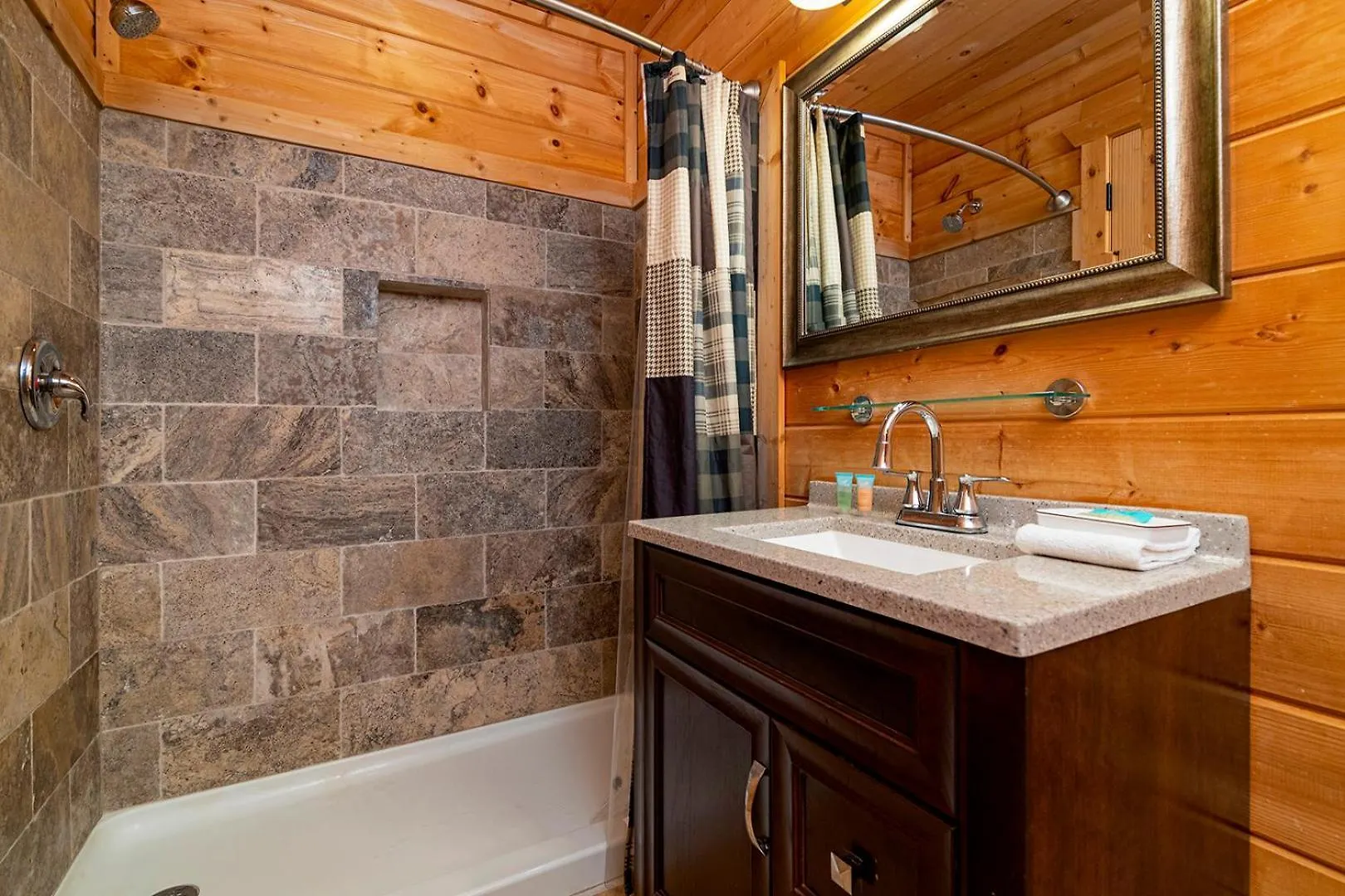 Appalachian Lodge, Free Tickets, No Catch! *