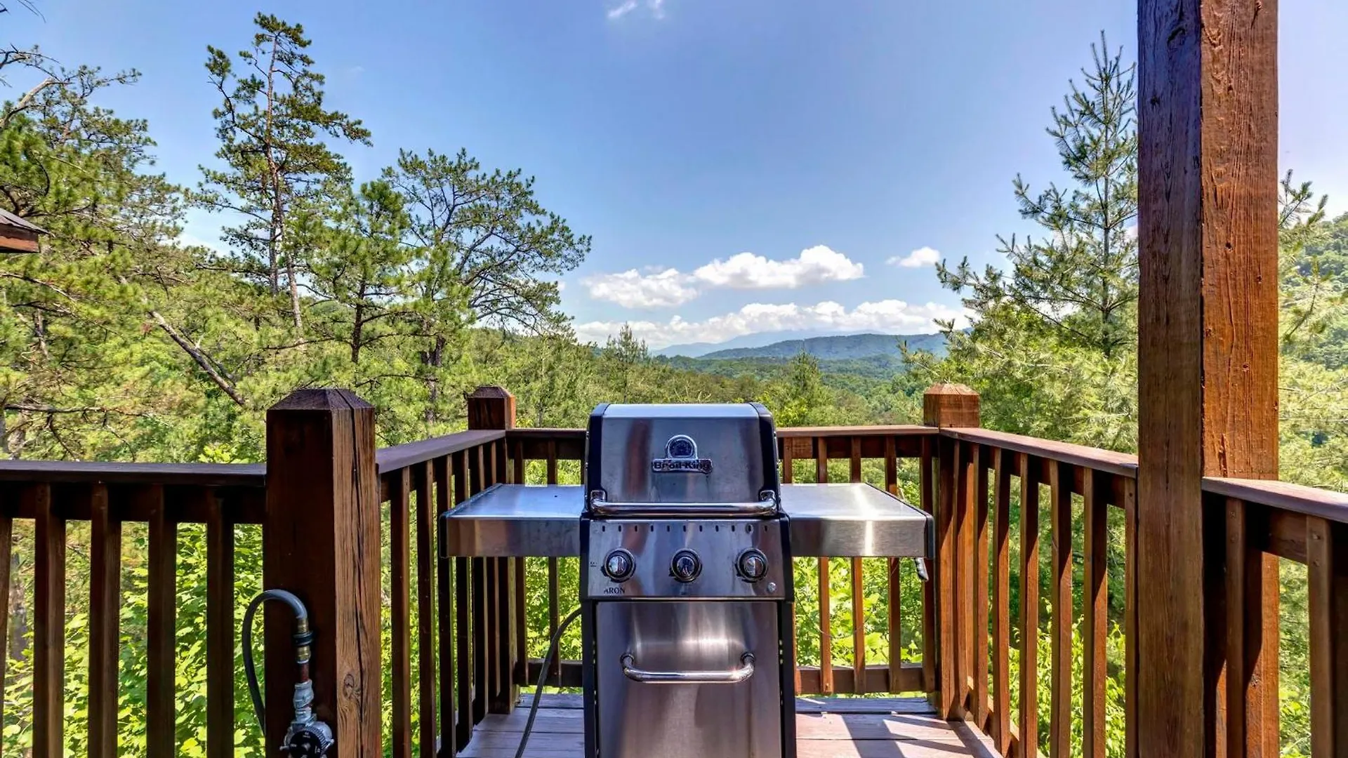 A Mountain View, Free Tickets, No Catch! Pigeon Forge