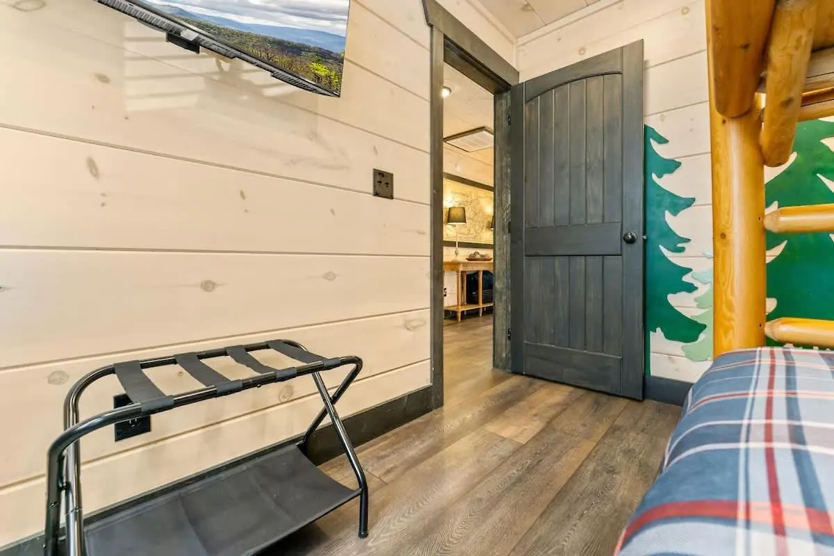 بيت للعطل Ridgetop Hideaway *