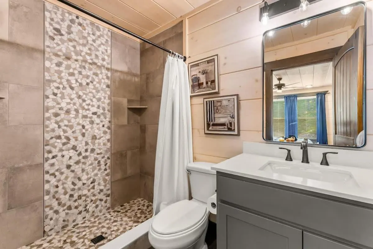 بيت للعطل Ridgetop Hideaway *