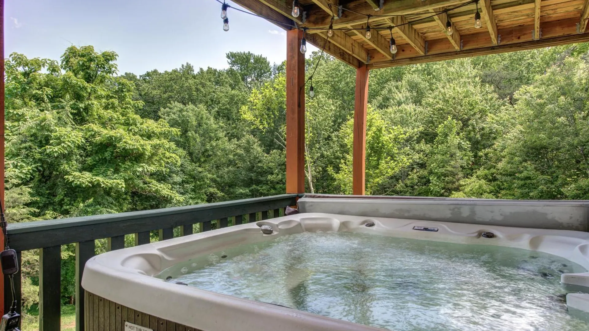Smoky's Bliss * Pigeon Forge