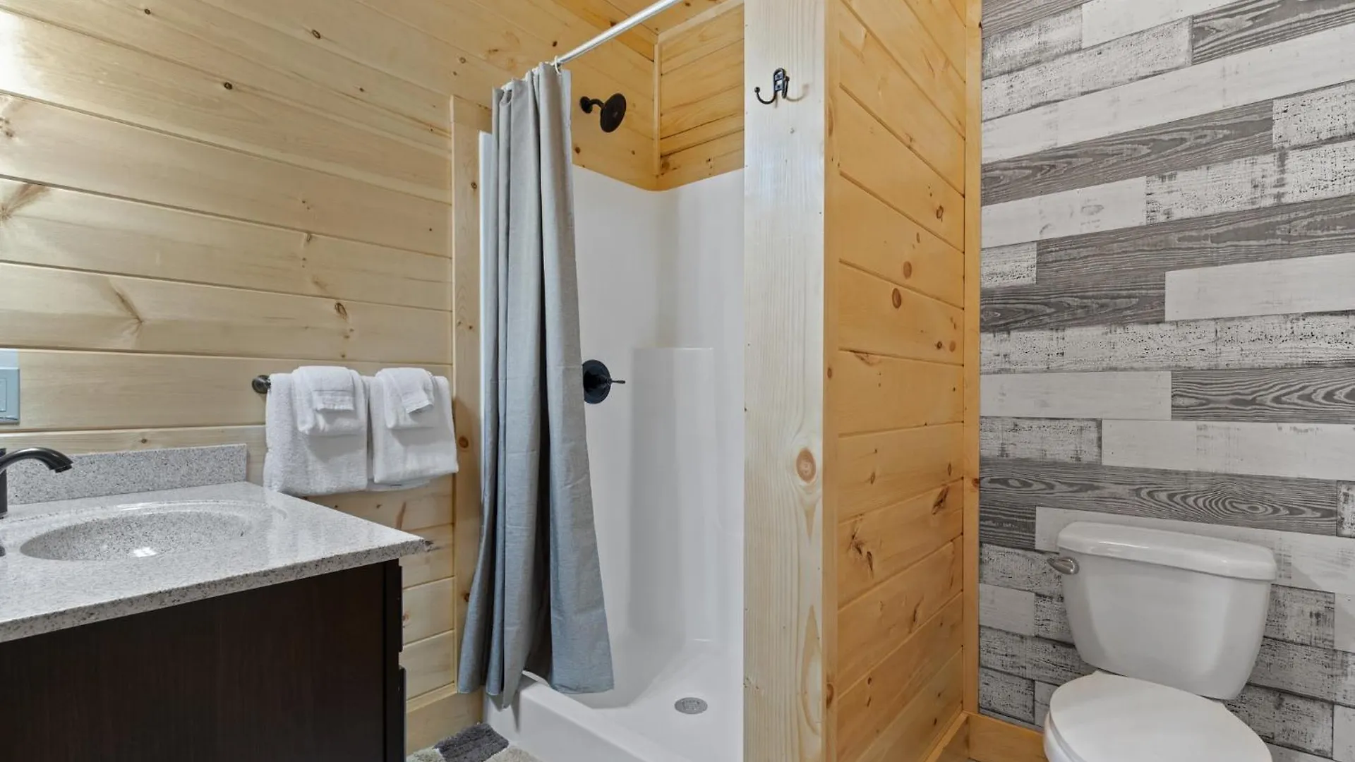 Tatil Evi Sasquatch Splash Premier Private Pool With Hot Tub, Mtn Views, Arcade Games, Excellent Location