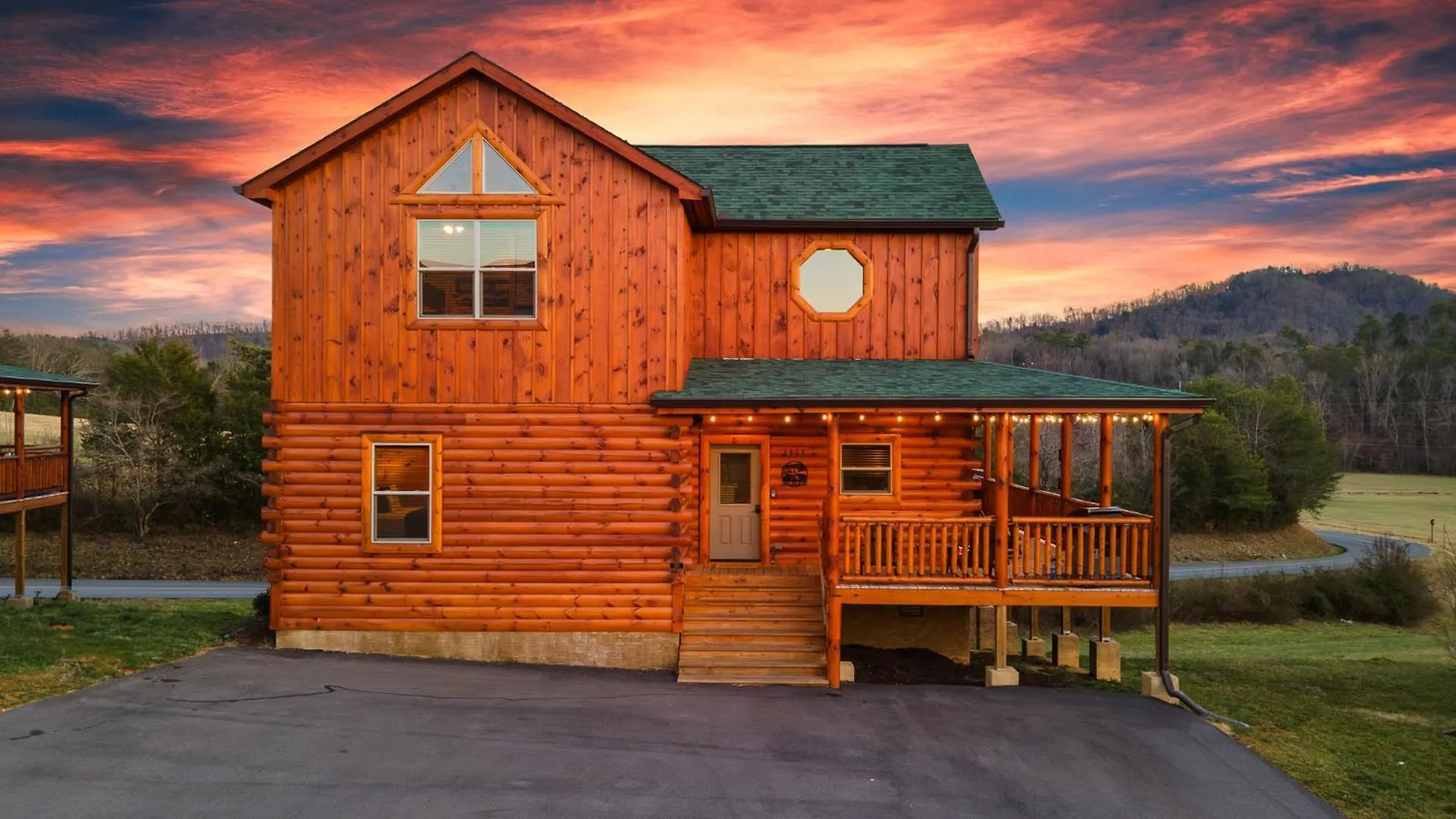 Tatil Evi Sasquatch Splash Premier Private Pool With Hot Tub, Mtn Views, Arcade Games, Excellent Location