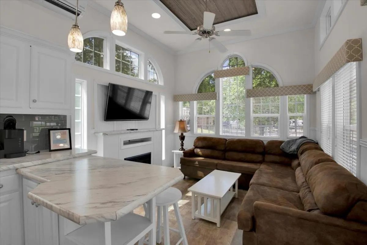 1br Model With Loft *