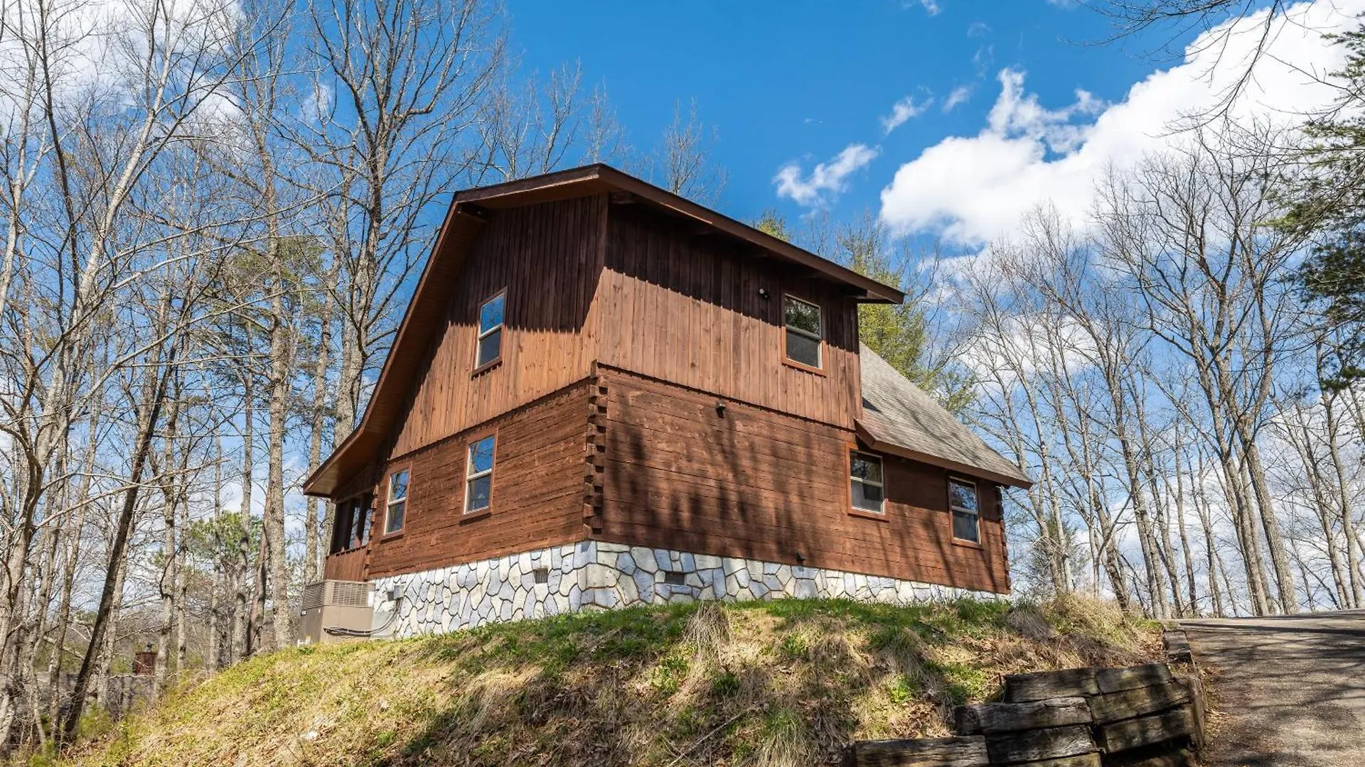 Dudley Iii By Avantstay Cosy Mountain W Hot Tub Great Views *