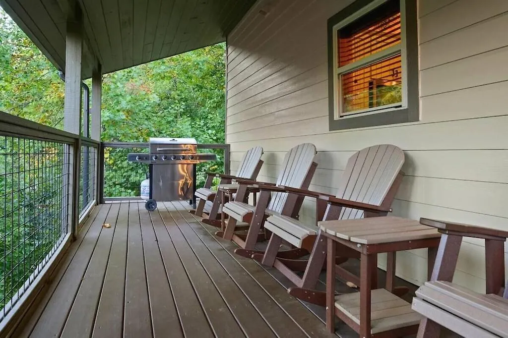 Hillside Haven By Avada * Pigeon Forge