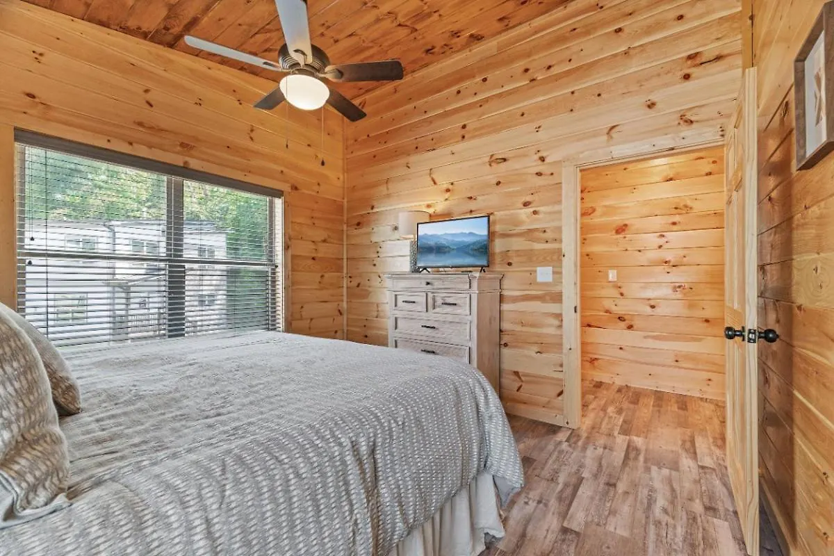 Сasa de vacaciones Moonlight Pines By Avada Pigeon Forge