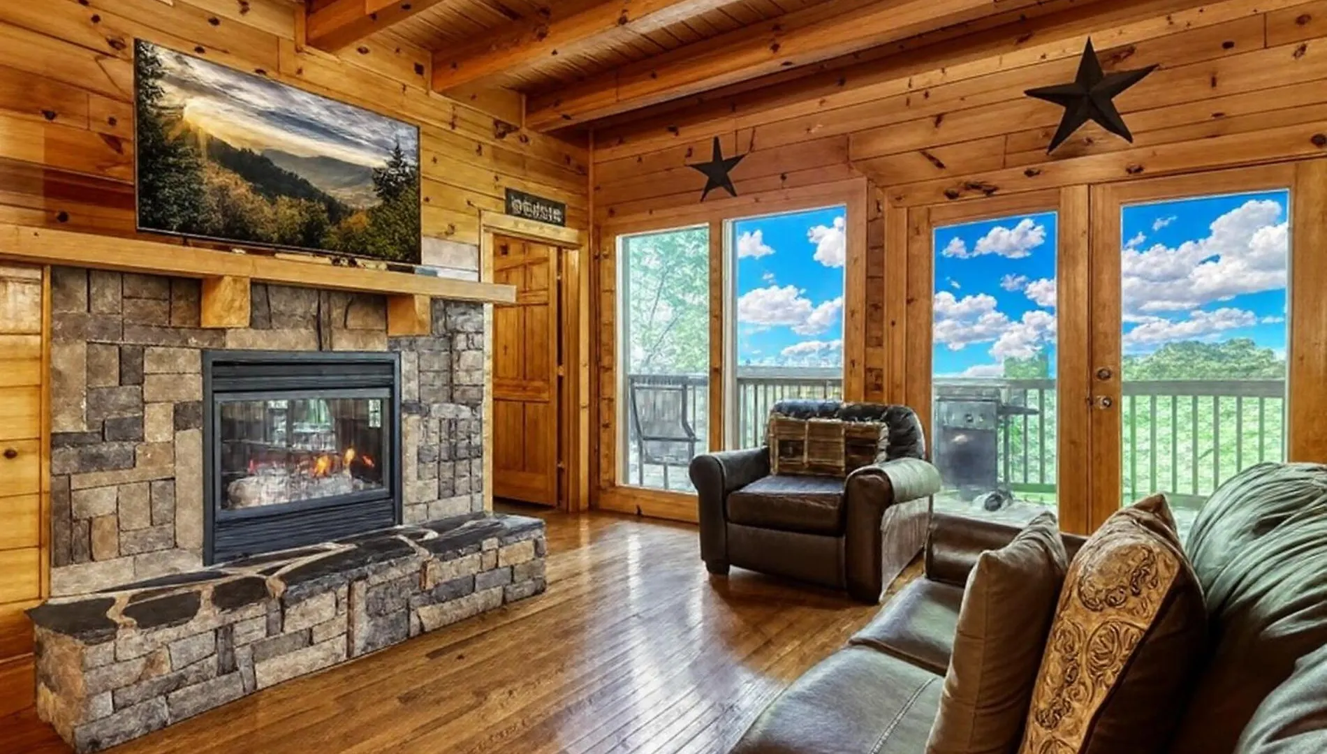 Big Bear Retreat- Game Room, Hot Tub Sleeps 30 *