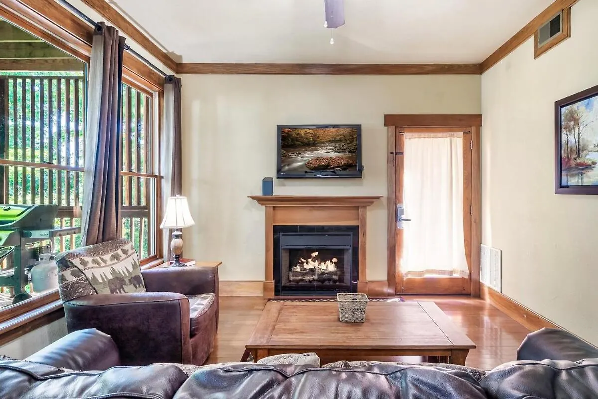 Charming Getaway W Hot Tub & Grill Casa vacanze Pigeon Forge