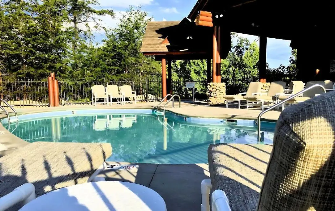 Casa vacanze Relaxing Getaway At Smoky Arcade & Pool Pigeon Forge