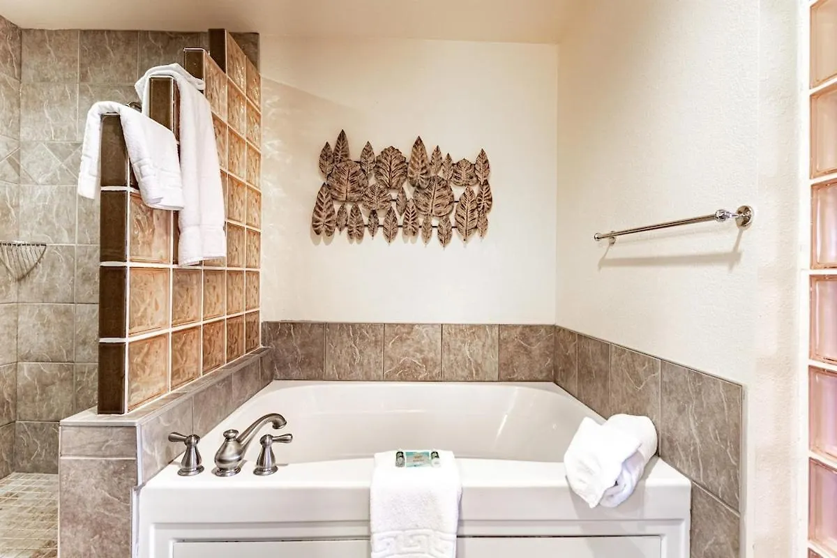 Semesterbostad 2br Cozy W View Jacuzzi & Pool