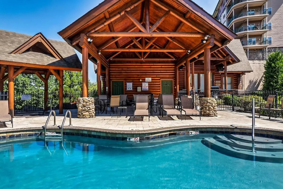 Semesterbostad 2br Cozy W View Jacuzzi & Pool Pigeon Forge