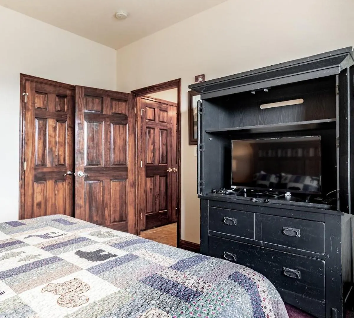 2br Cozy W View Jacuzzi & Pool *