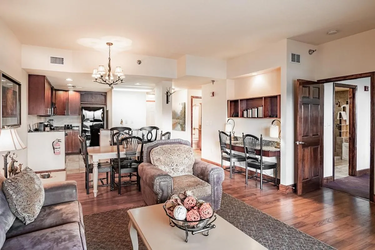 2br Cozy W View Jacuzzi & Pool * Pigeon Forge