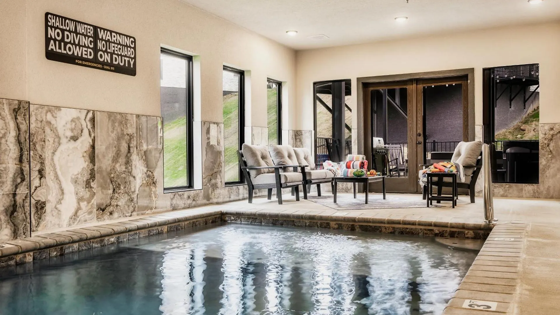 Large Sleeps Up To 66 Water Park Access * Pigeon Forge