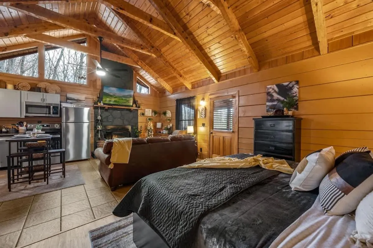 Location-quiet-hottub-fireplace *