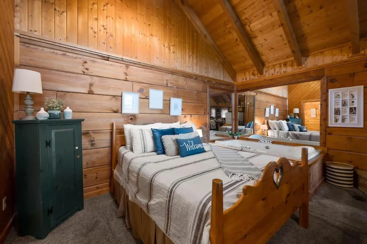 Location Cute Log Fireplace Hot Tub Casa de Férias Pigeon Forge