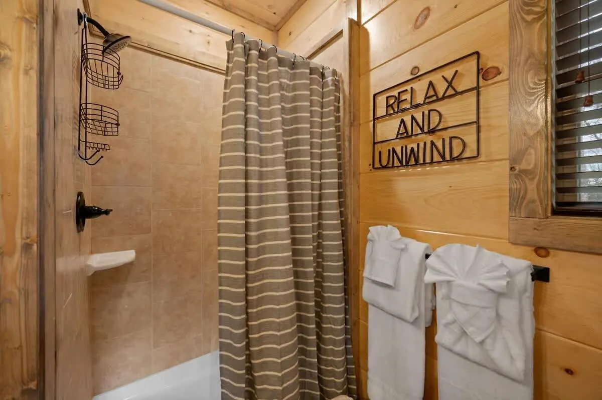 Сasa de vacaciones New Build Hot Tub Fireplace Pigeon Forge
