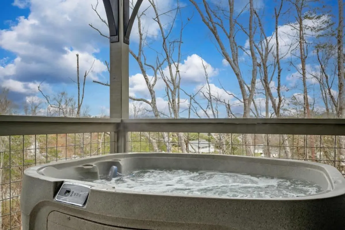 Сasa de vacaciones New Build Hot Tub Fireplace Pigeon Forge