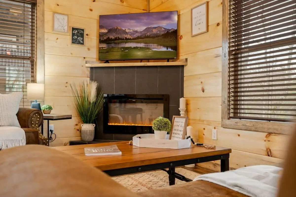 New Build Hot Tub Fireplace Сasa de vacaciones
