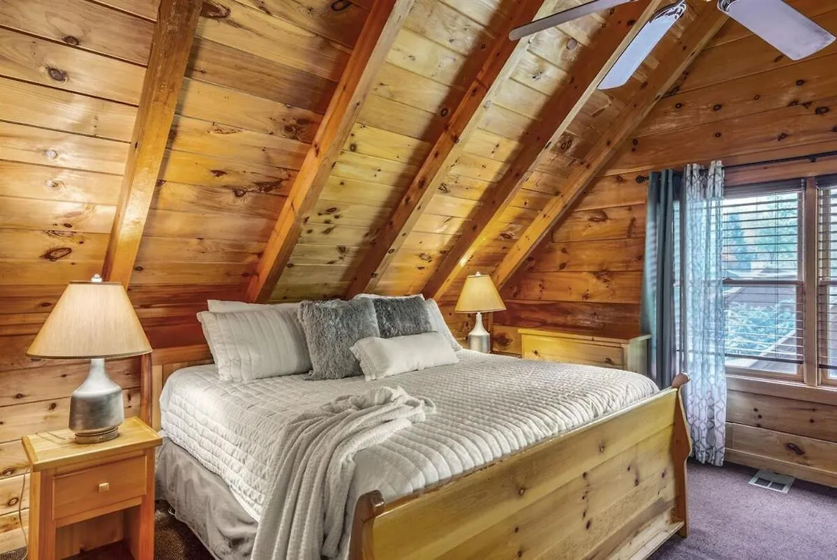 Creekside Serenity Family Friendly Retreat In *