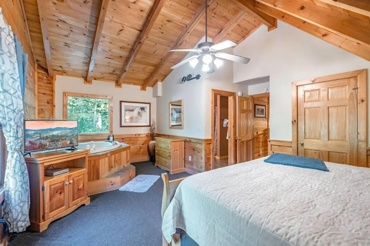 Creekside Serenity Family Friendly Retreat In Pigeon Forge