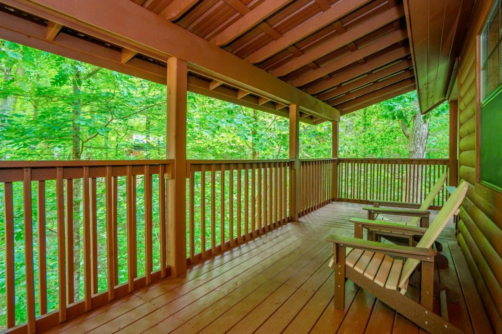 Lovers Paradise Pigeon Forge