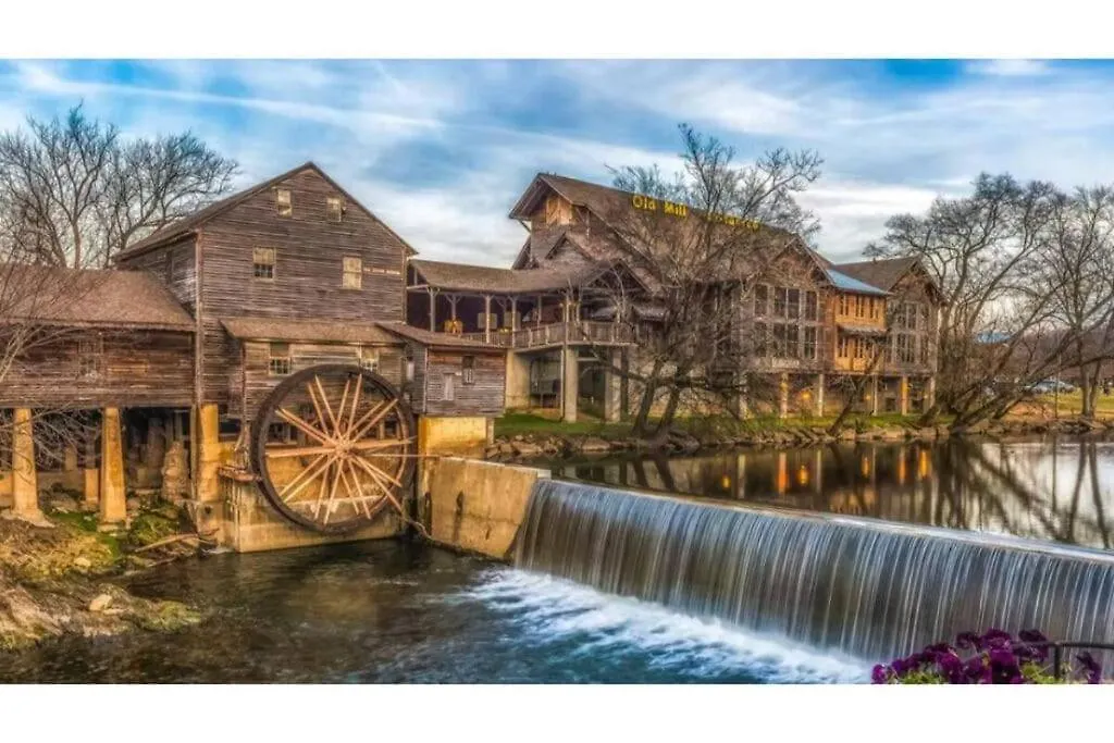Casa vacanze Sunshine And Whiskey By Avada Pigeon Forge