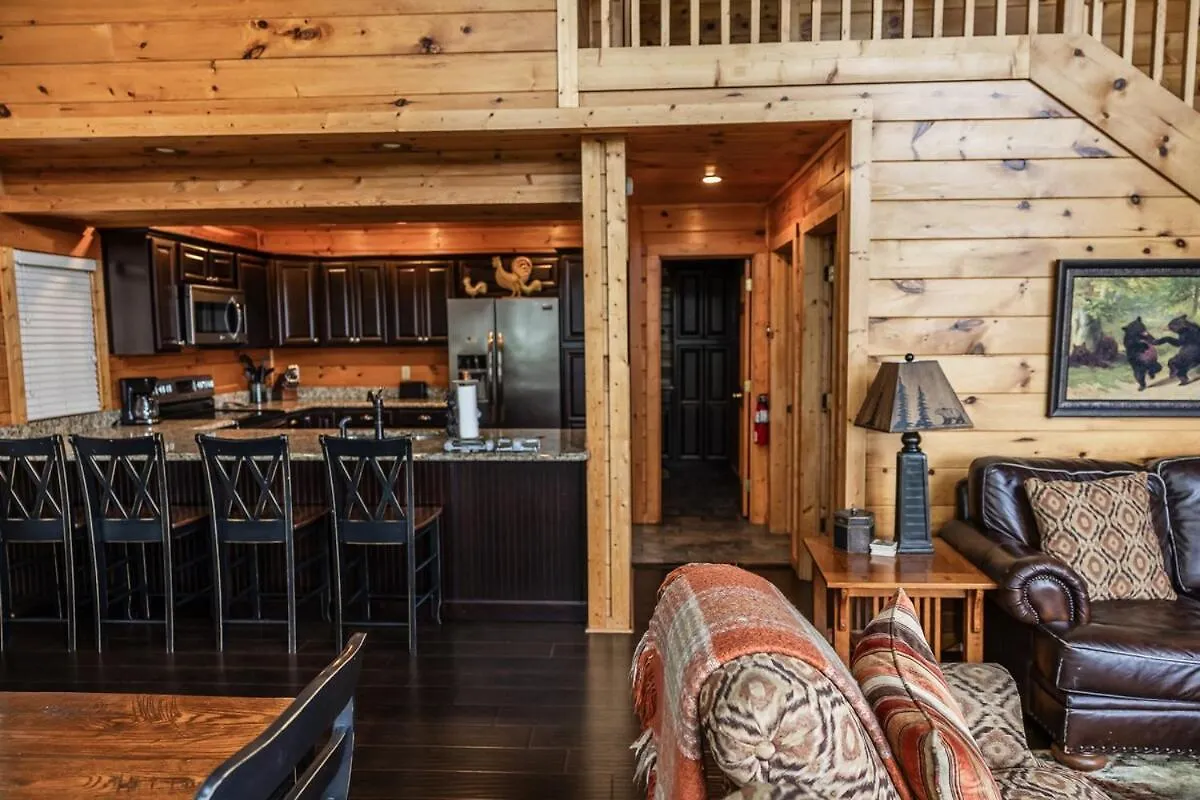 4br Cabin, Mountain View, Hot Tub, And Deck! * ピジョンフォージ